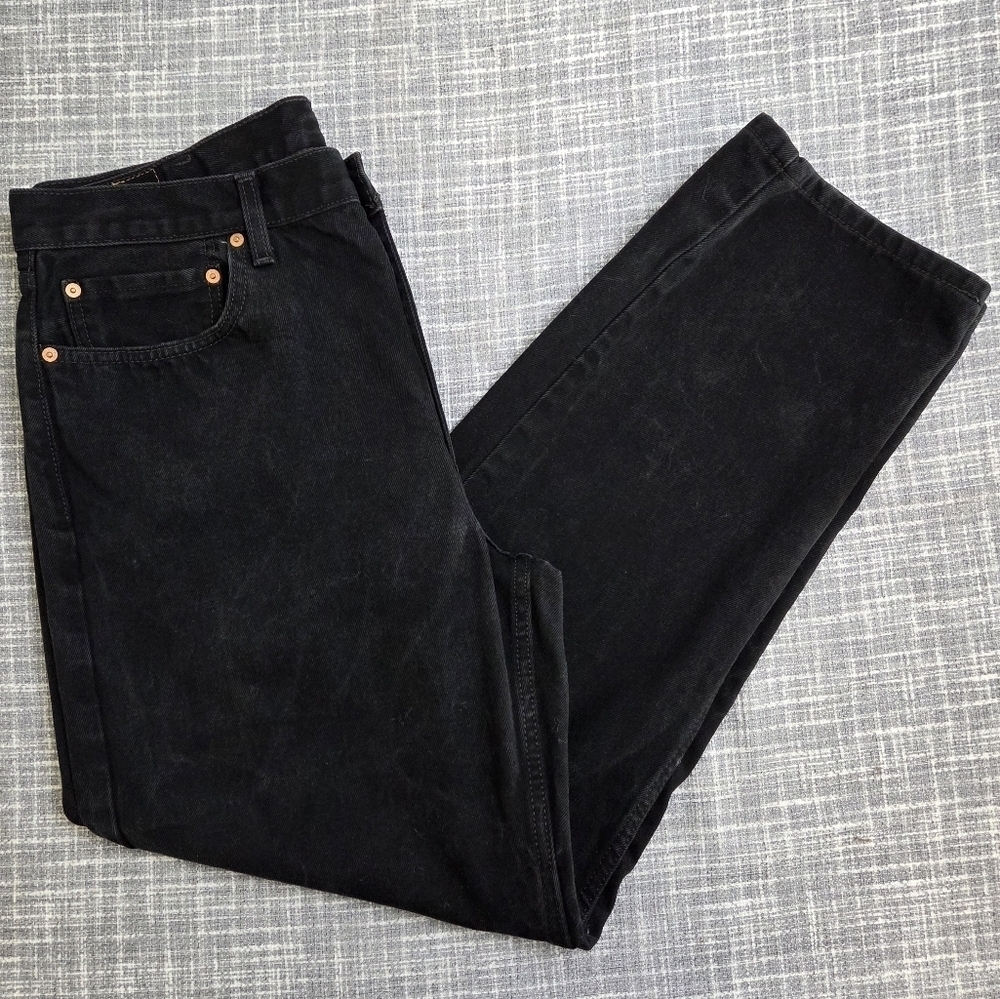 Levi's 550 Jeans Relaxed Fit Black Straight/Tapered Men's 38X32 (actual 37X31)